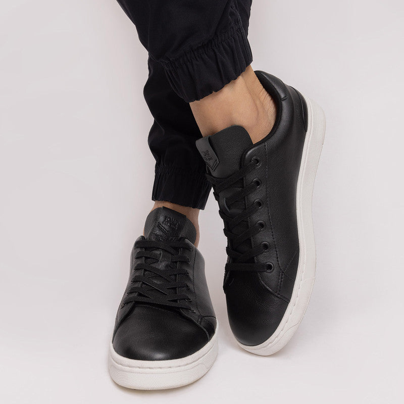 Trvl Lite Black Leather Sneakers-TOMS® India Official Site