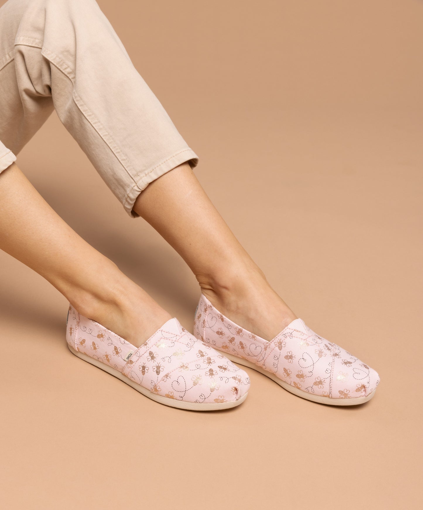 Ultra-light Travel Light Pink Shoes-TOMS® India Official Site